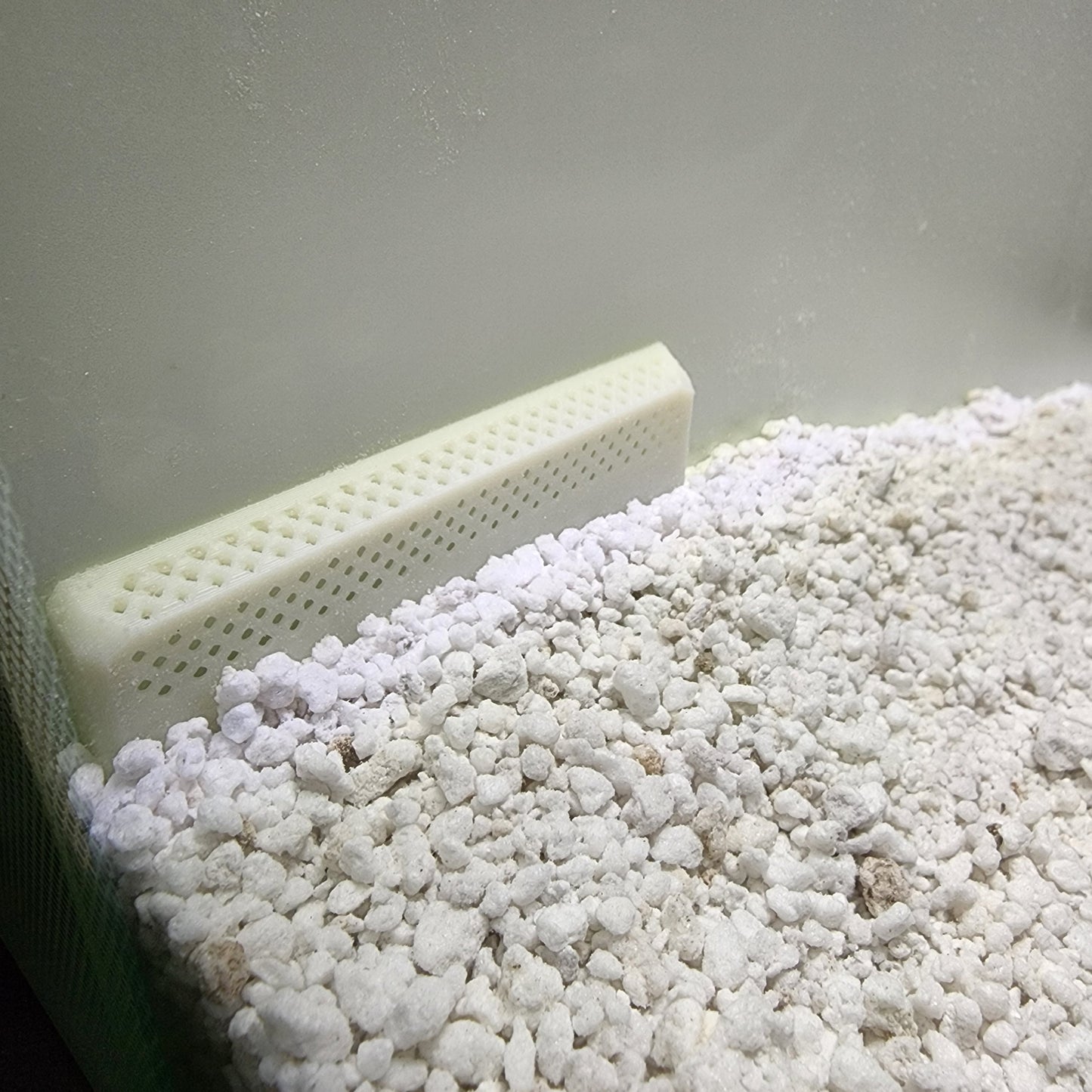 Deep Substrate Lower Intake Overflow Cover for Fluval Flex